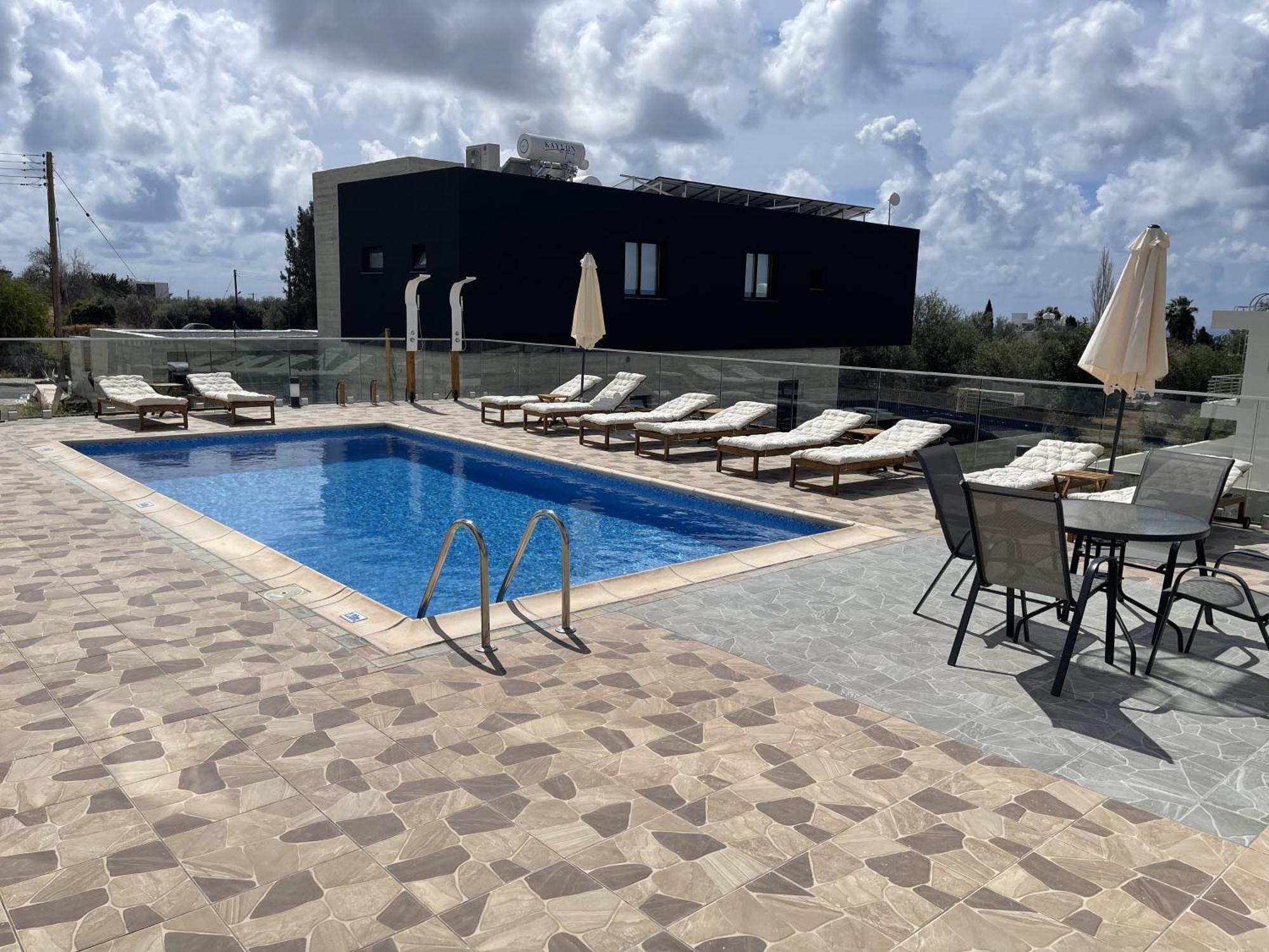 Arf Apartments - With Jacuzzi At The Complex Emba Eksteriør bilde