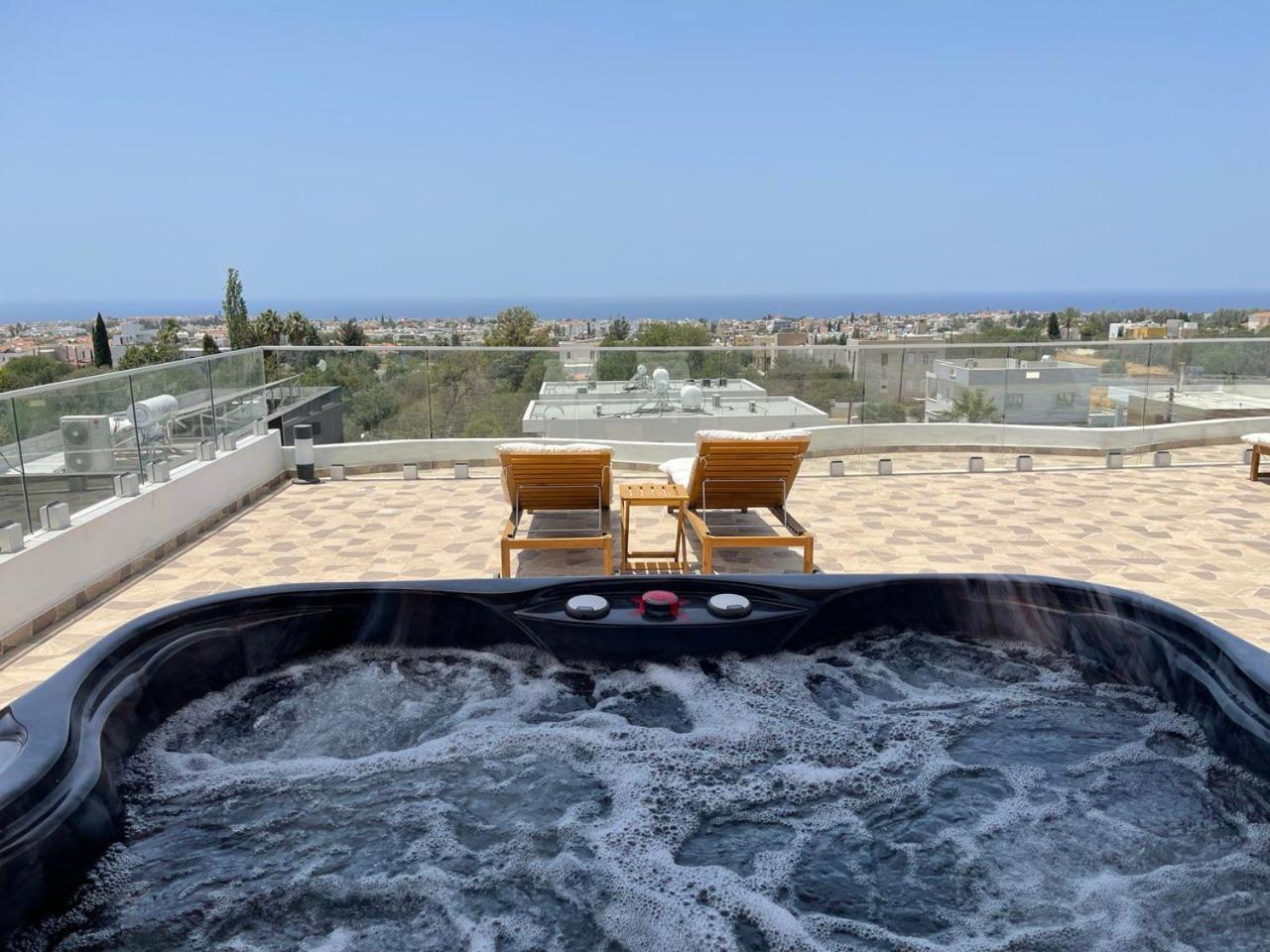 Arf Apartments - With Jacuzzi At The Complex Emba Eksteriør bilde